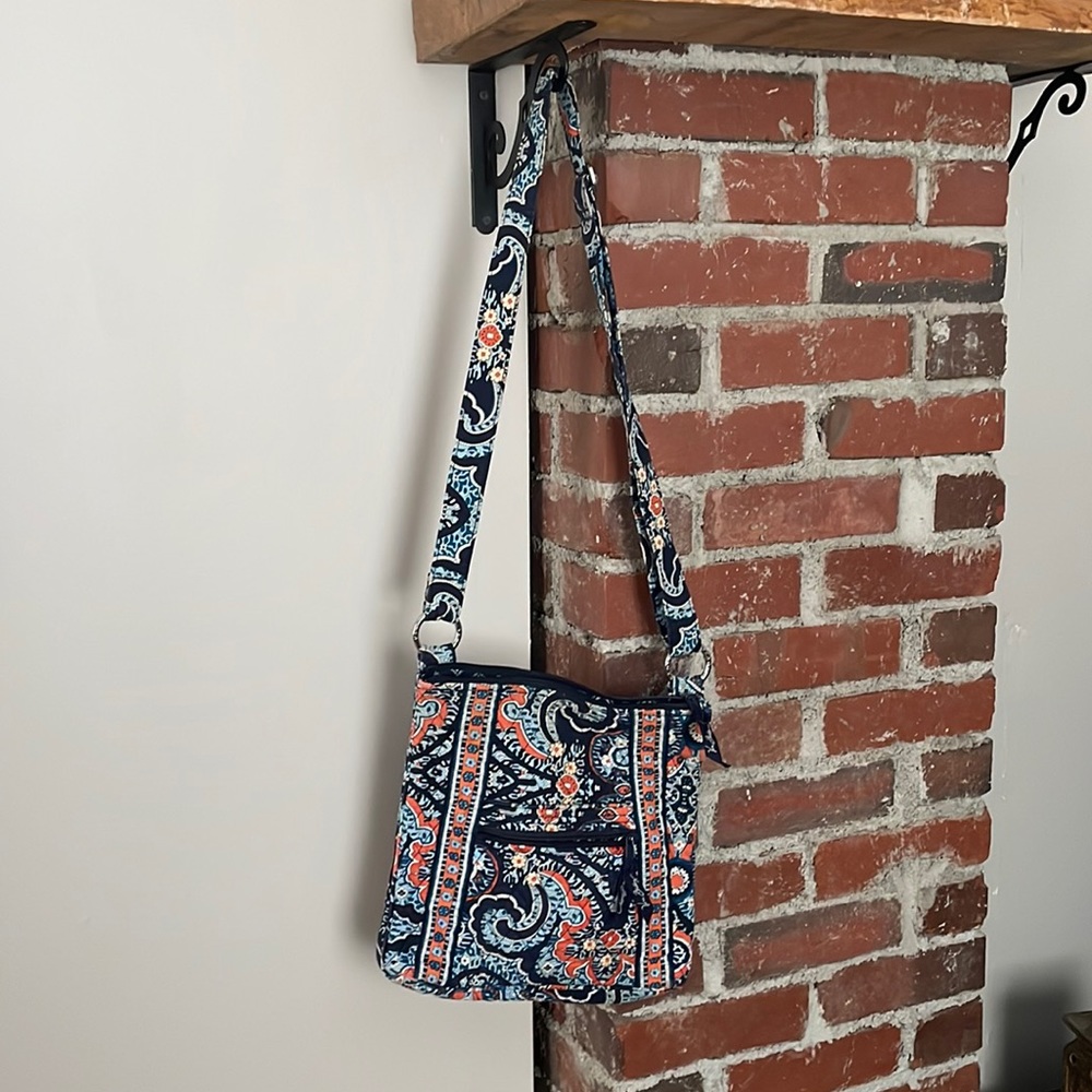 10x11 Vera Bradley Crossbody Purse